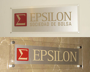  Epsilon, sociedad de bolsa: diseño de isologotipo, papelería, carteles institucionales y tarjeta de Navidad.