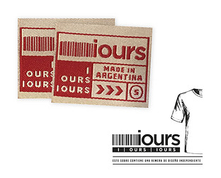  Iours: diseño de flyer, etiquetas, sello y página web.