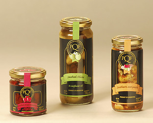  PQF, Vegetales (tomates, aceitunas y antipasto): diseño de isologotipo, packaging, folletos, stand, tarjetas de Navidad y web.