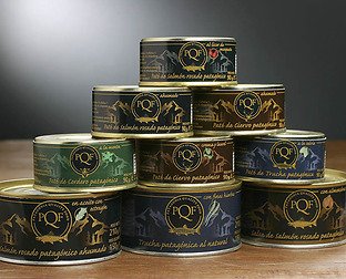  PQF, Enlatados: diseño de isologotipo, packaging, folletos, stand, tarjetas de Navidad y web.
